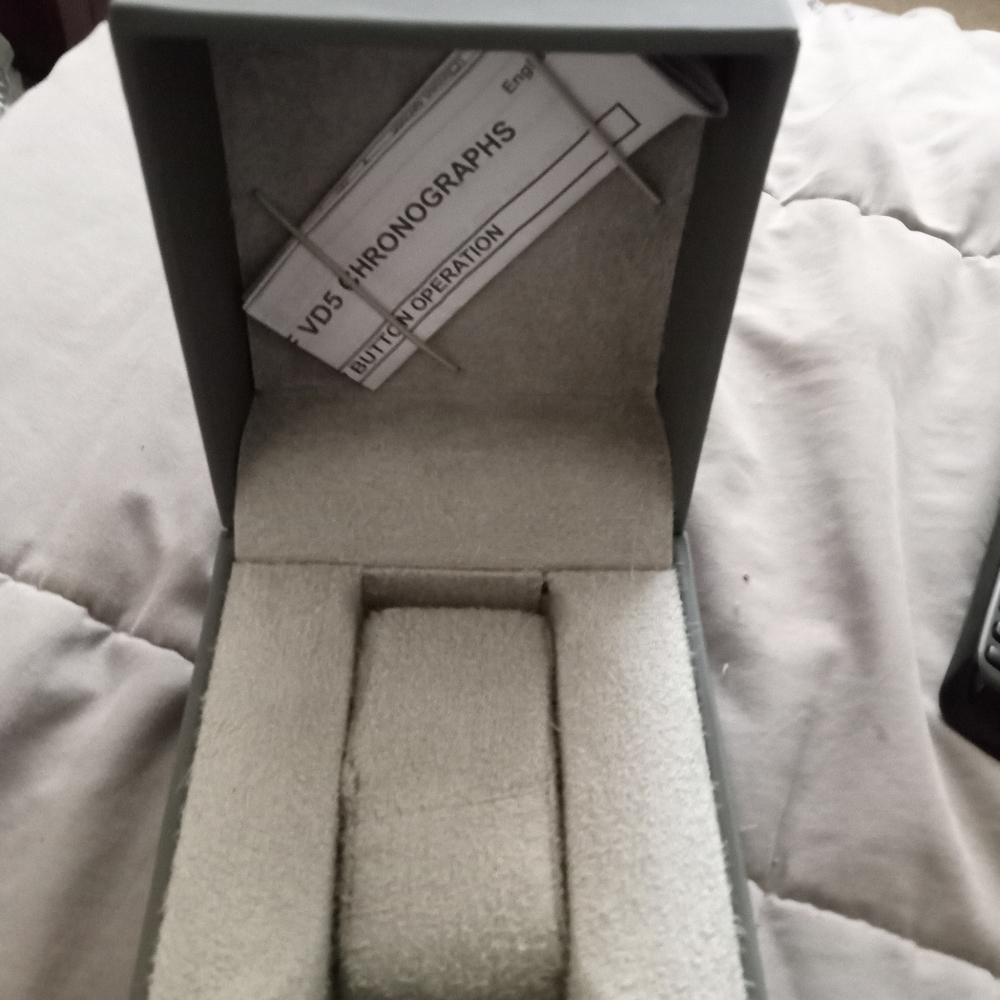 Small box - Picture 4 of 4